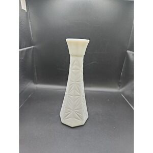 Vintage Milk Glass  Anchor Hocking Starburst Bud Vase 9" Tall